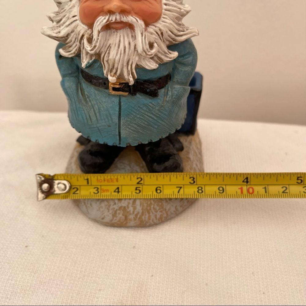 TRAVELOCITY The ROAMING GNOME Garden Yard Lawn Travel Buddy Statue Card Holder - Picture 9 of 10